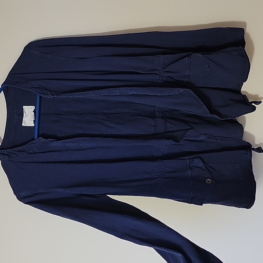 Blue top with pockets & drawstring